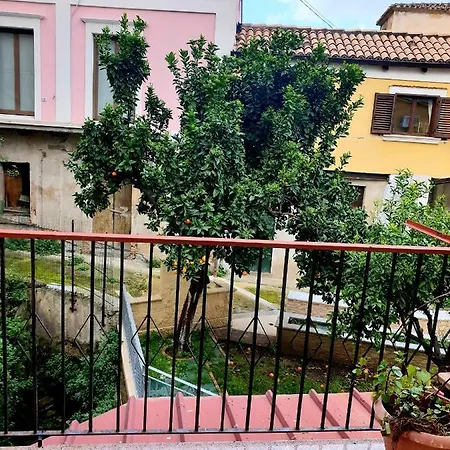 Casa Rashbrook | 1 Bed Renovated شقة بيتسو